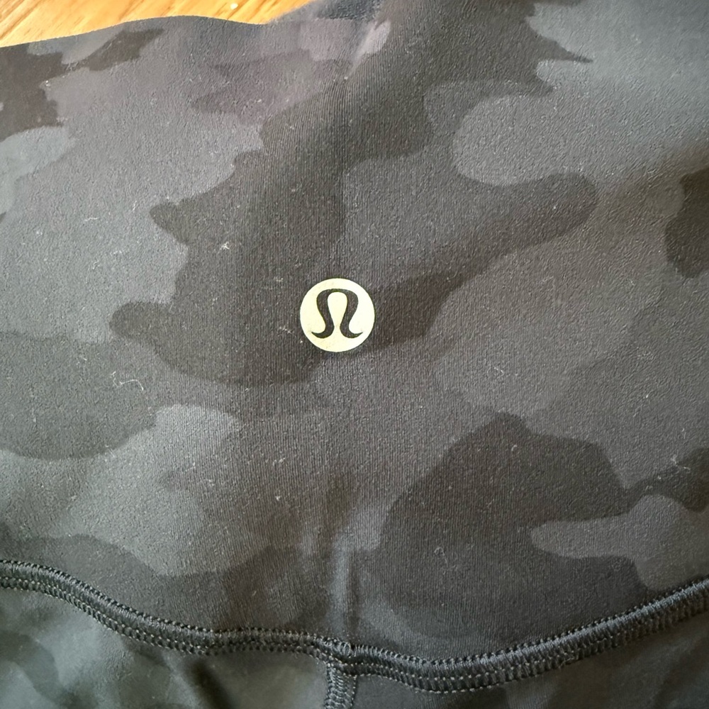 Lululemon Athletica Black Camo Leggings - Picture 2 of 2